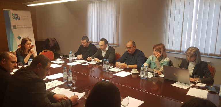 «Աշակերտական/ուսանողական ընկերությունների» համար ՄԿՈւ-բիզնես համագործակցություն (դպրոց-տնտեսություն) հնարավորություններ և մրտաահրավերներ »